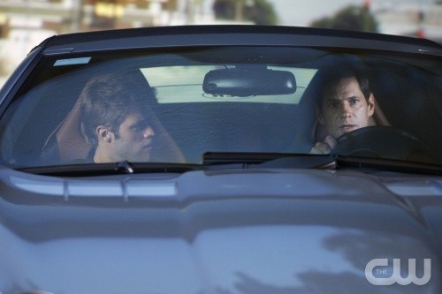 David et Michael dans la voiture